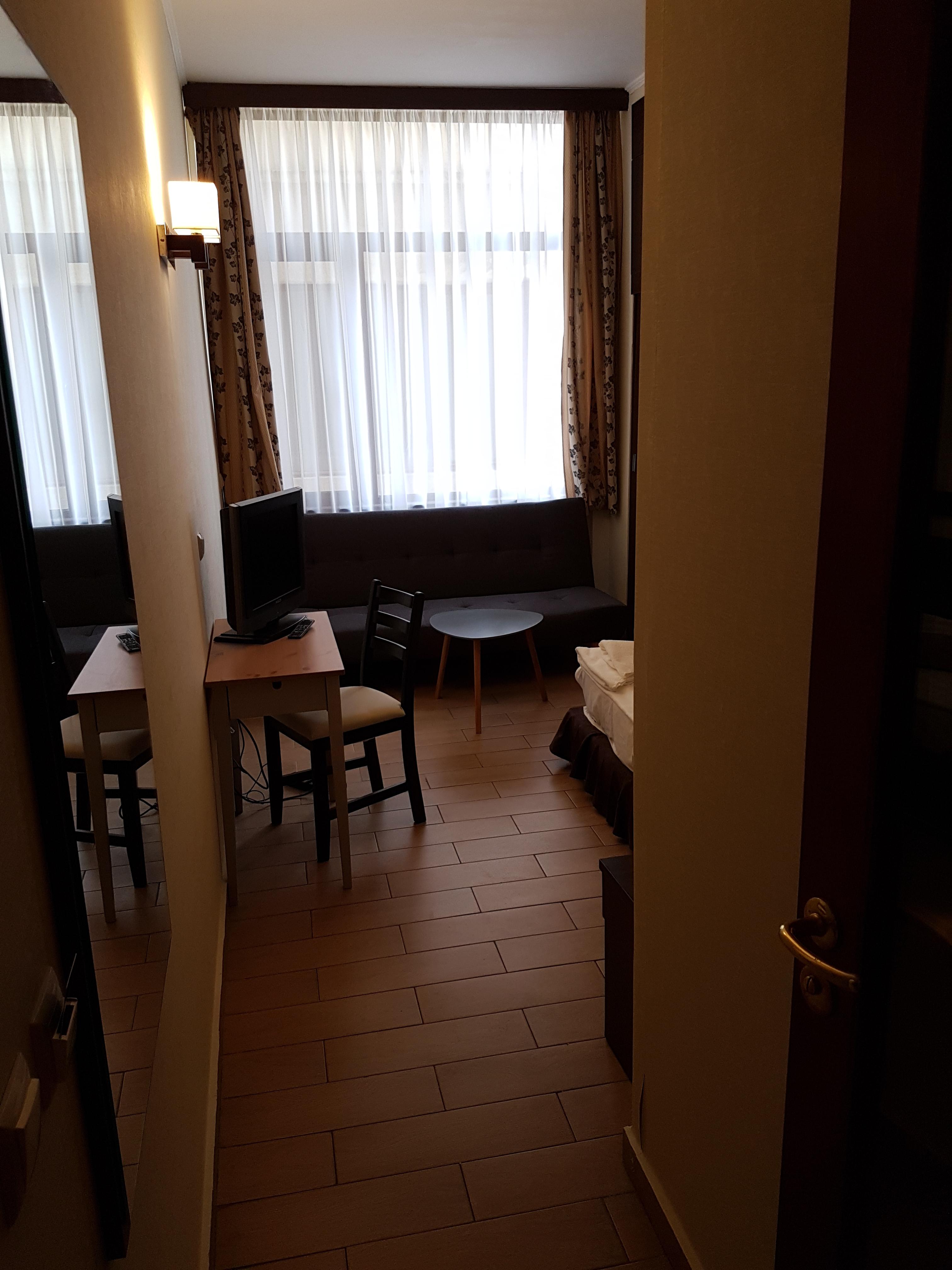 Art Hotel Varna Extérieur photo