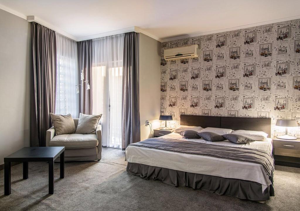 Art Hotel Varna Extérieur photo