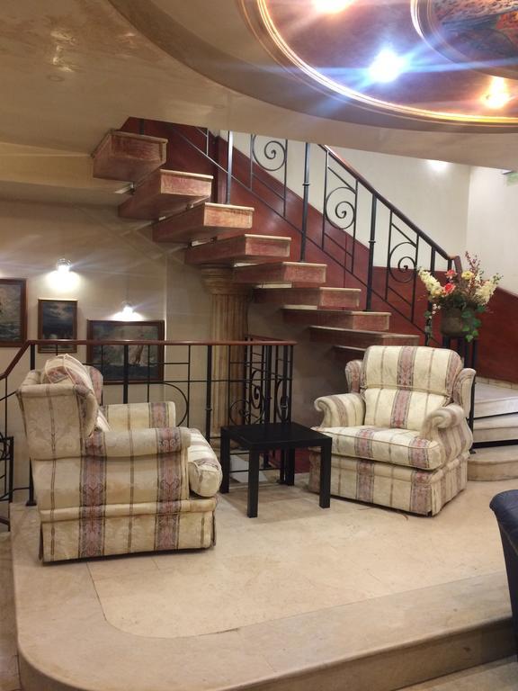 Art Hotel Varna Extérieur photo