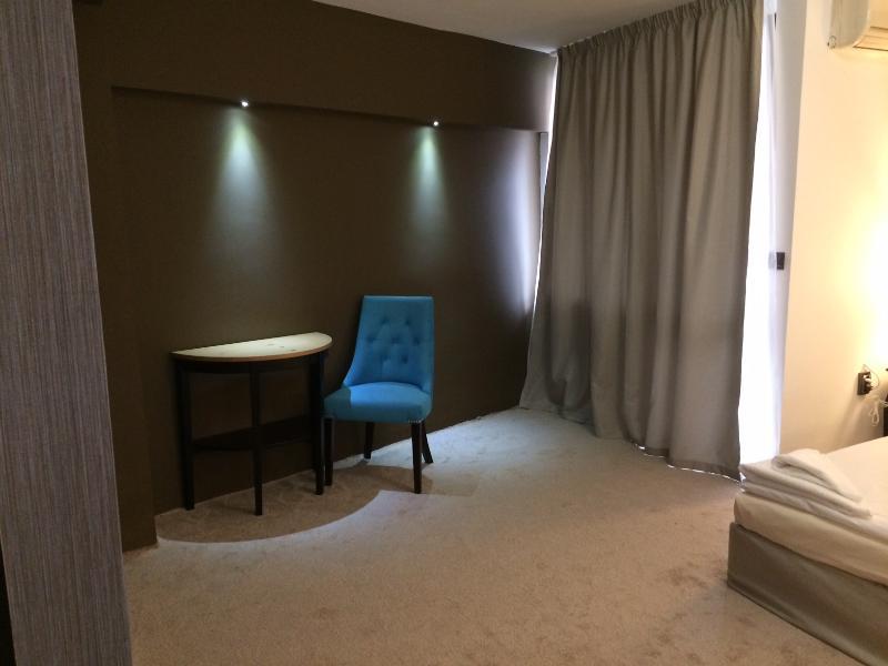 Art Hotel Varna Extérieur photo